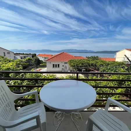 Pensionat Alena Živogošće